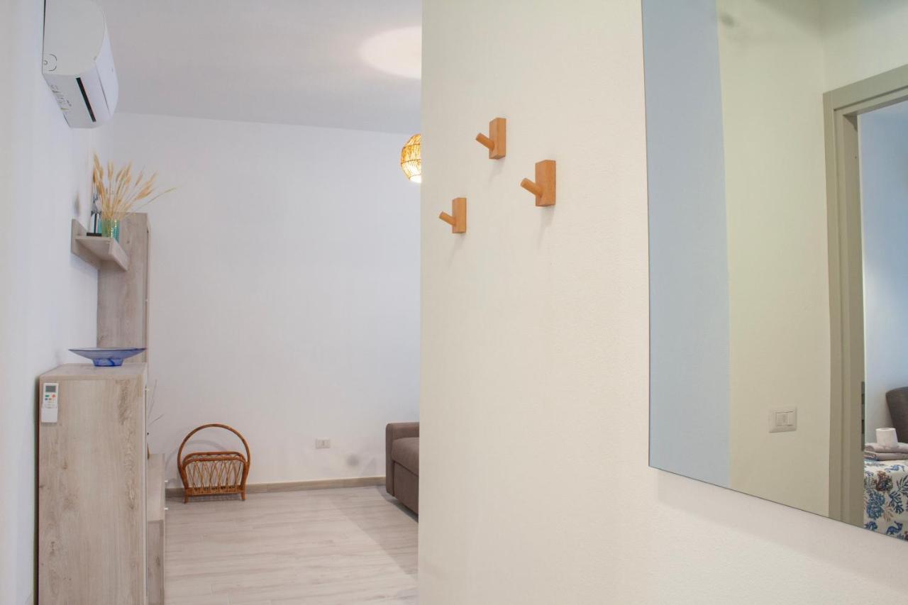 Blu Mare Apartment Альгеро Екстер'єр фото